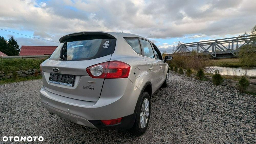 Ford Kuga 2.0 TDCi 4x4 Titanium - 16