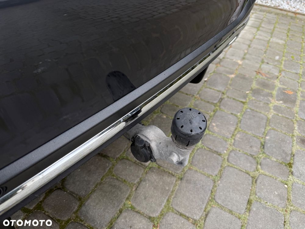 Mercedes-Benz GLC 220 d 4Matic 9G-TRONIC AMG Line - 34