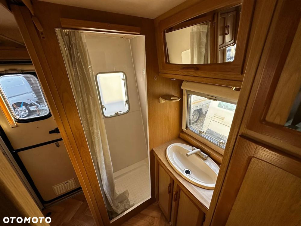 SWIFT CHALLENGER 530RT - 14