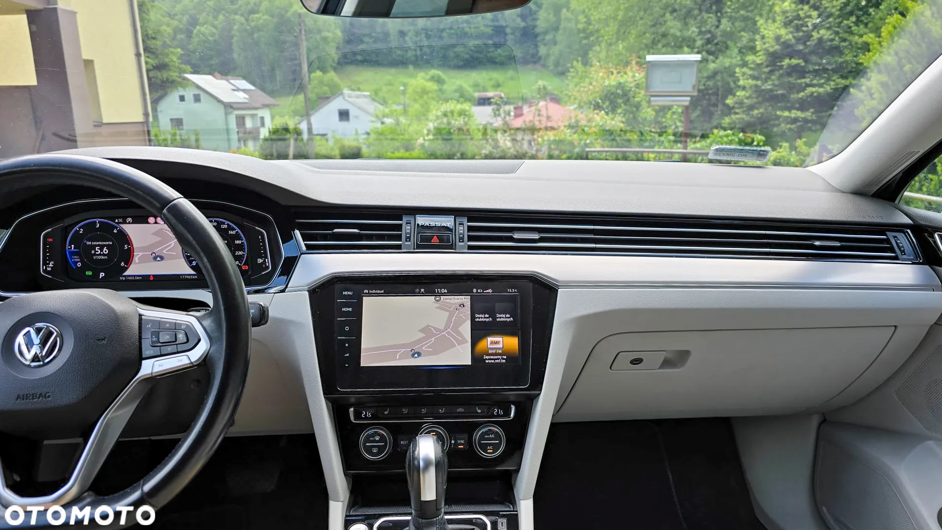 Volkswagen Passat - 9