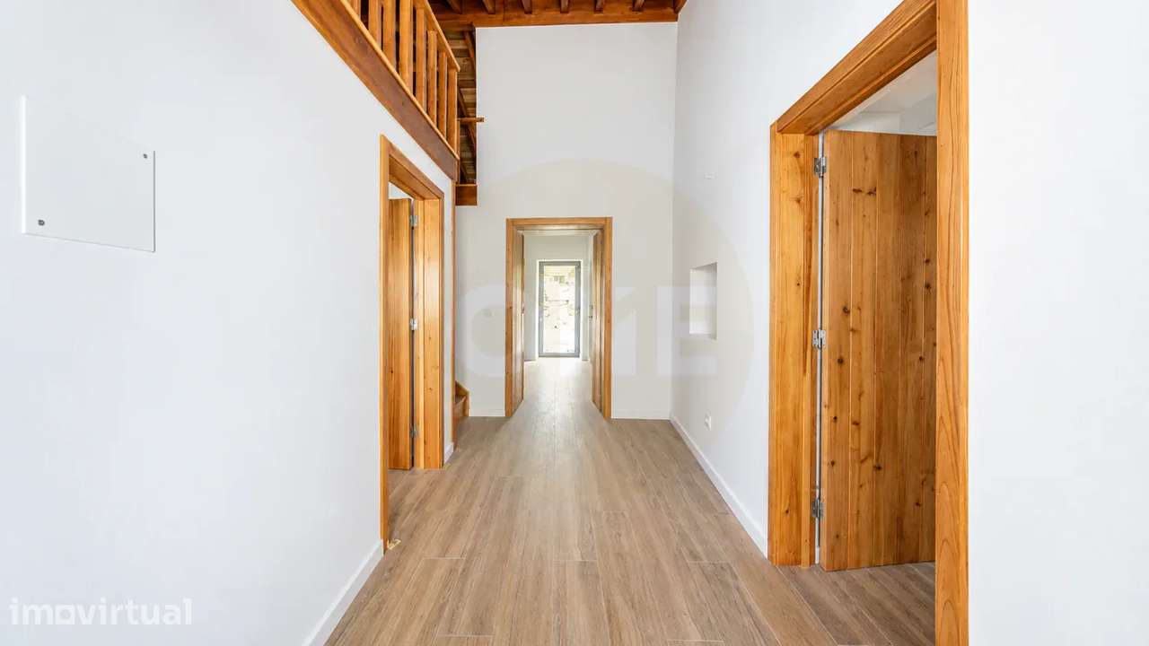 Moradia T2 Totalmente Renovada com Vista Mar | Fenais da Ajuda - Grande imagem: 3/19