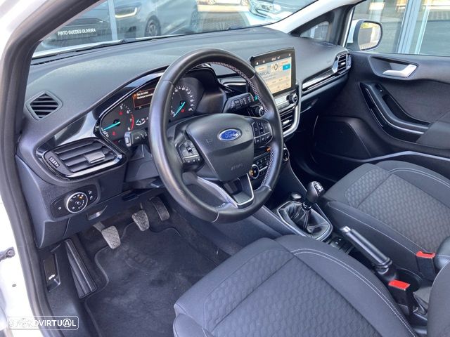 Ford Fiesta 1.0 EcoBoost Hybrid S&S TITANIUM - 10