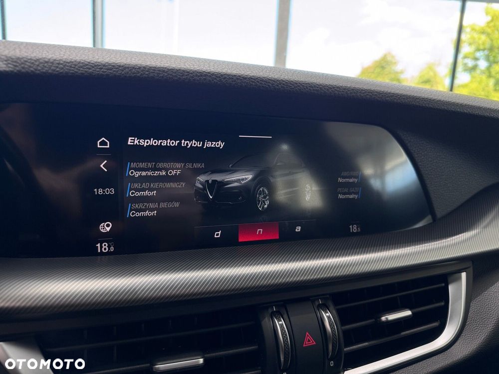 Alfa Romeo Stelvio 2.0 Turbo Veloce Q4 - 35