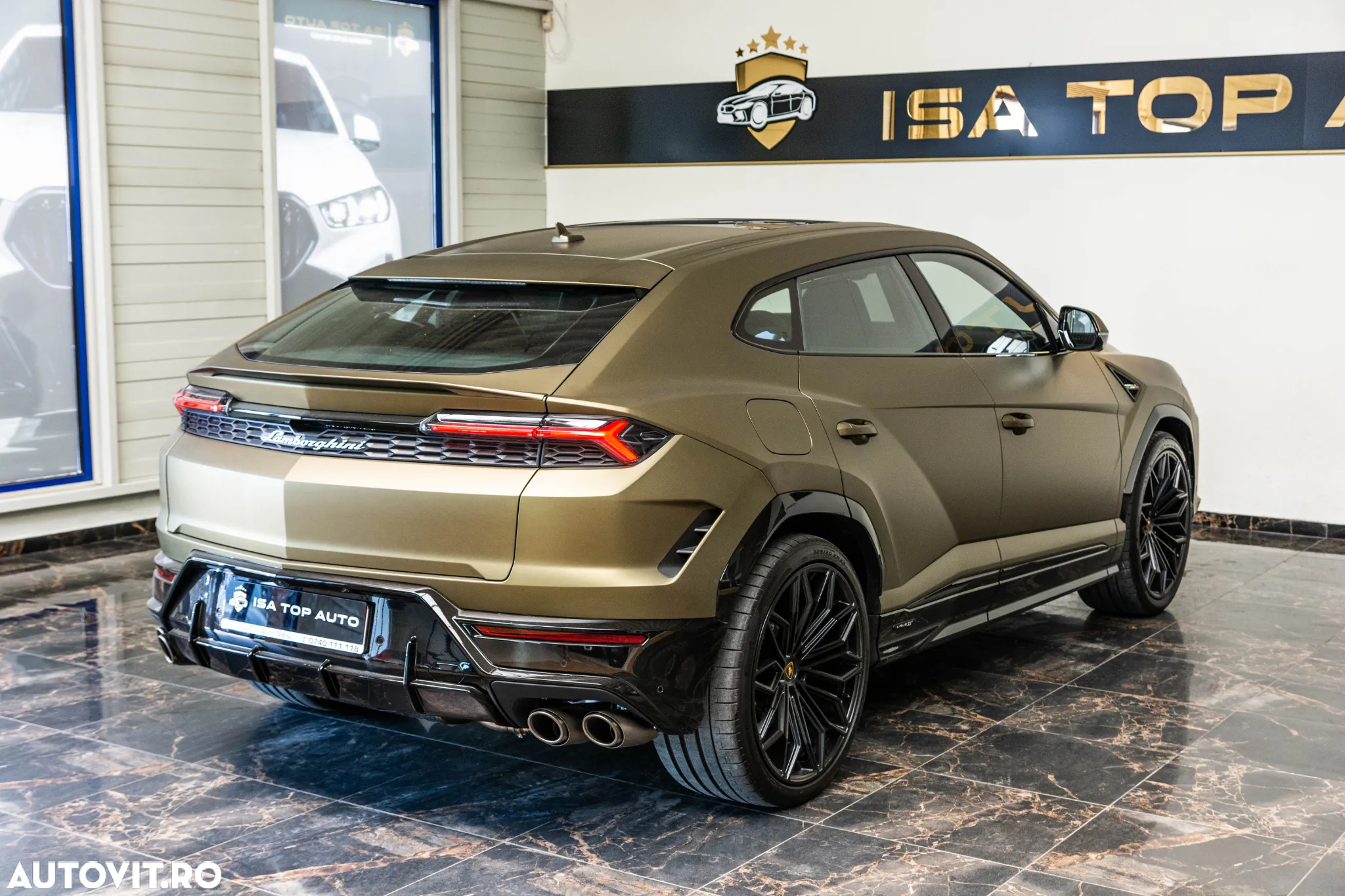 Lamborghini URUS - 3