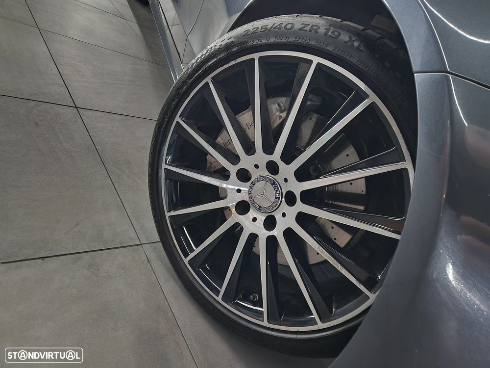 Mercedes-Benz C 300 BlueTEC Hybrid AMG Line - 3