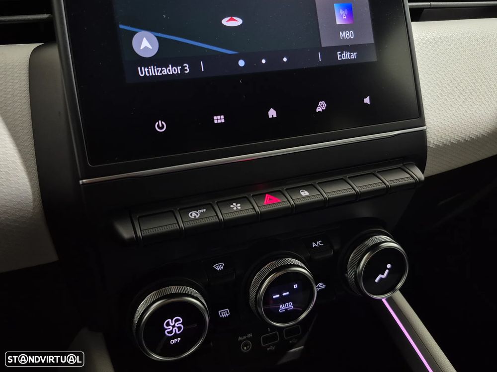 Renault Clio TCe 90 CVT TECHNO - 17