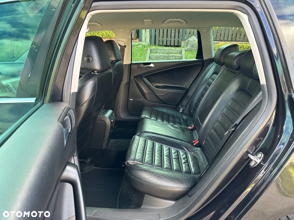 Volkswagen Passat 2.0 TDI 4Mot Highline DSG - 15