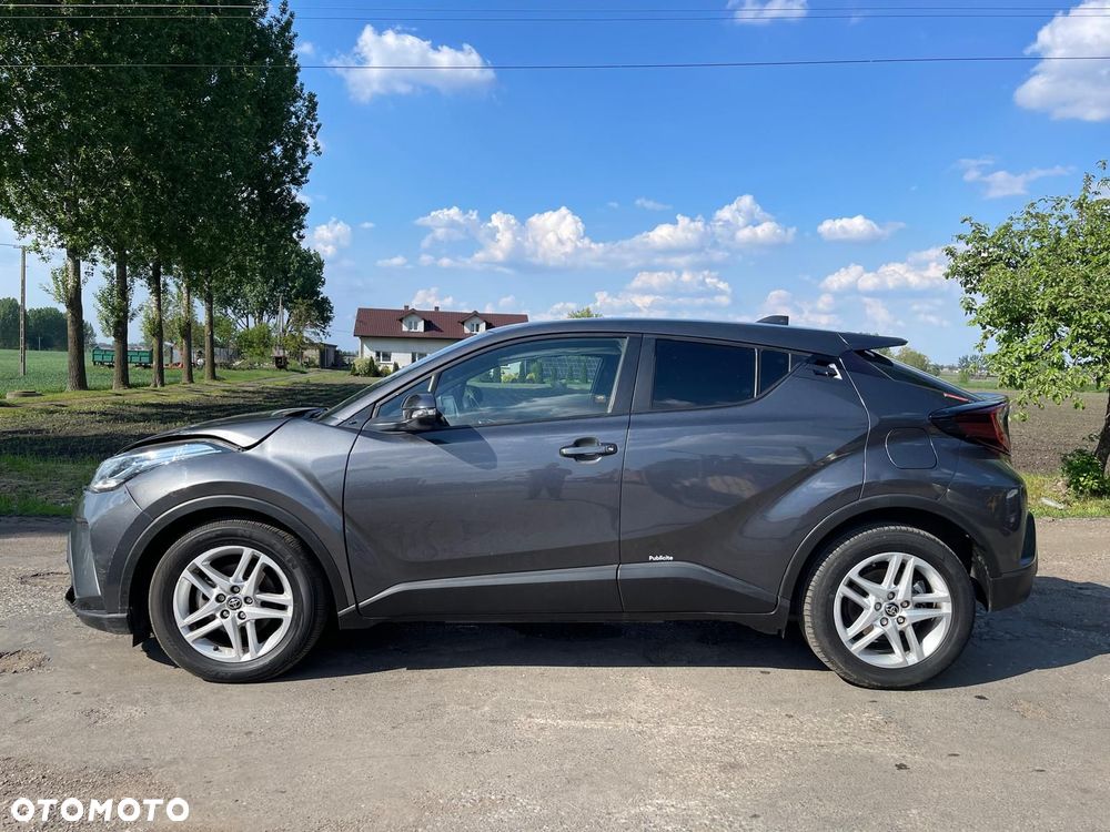 Toyota C-HR 1.8 Hybrid Neon Lime powered by JBL - 6