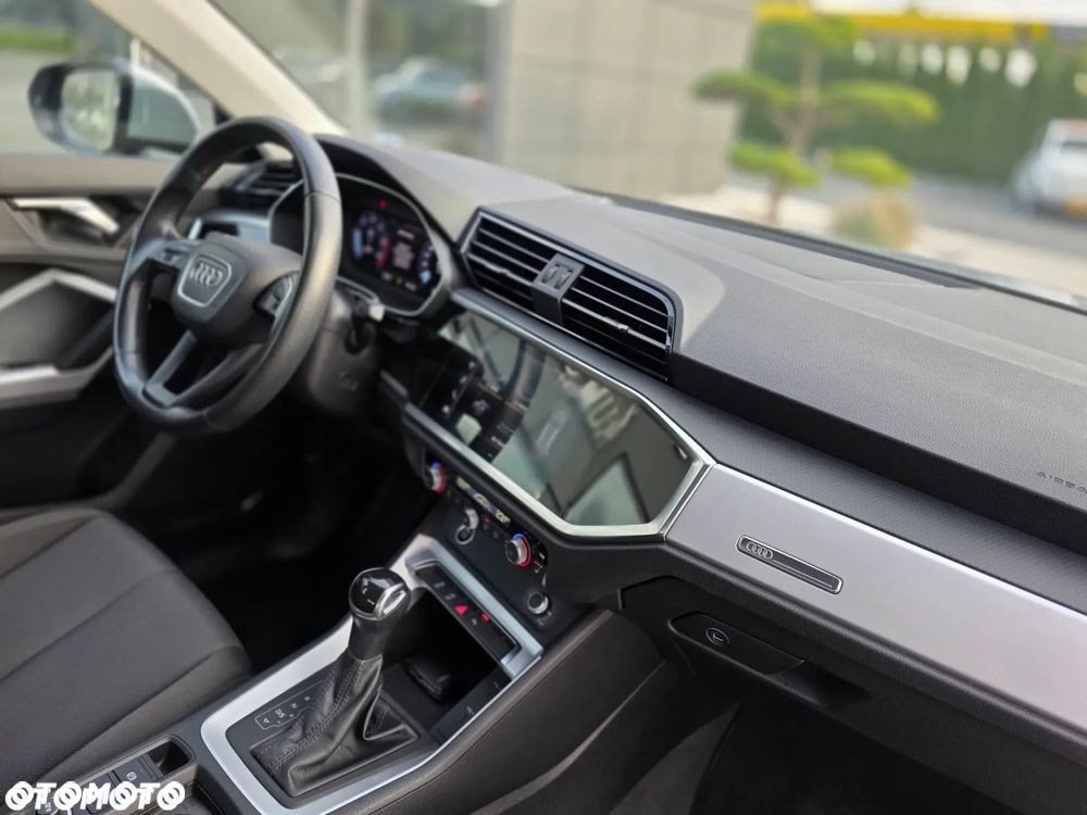 Audi Q3 35 TDI S tronic - 27