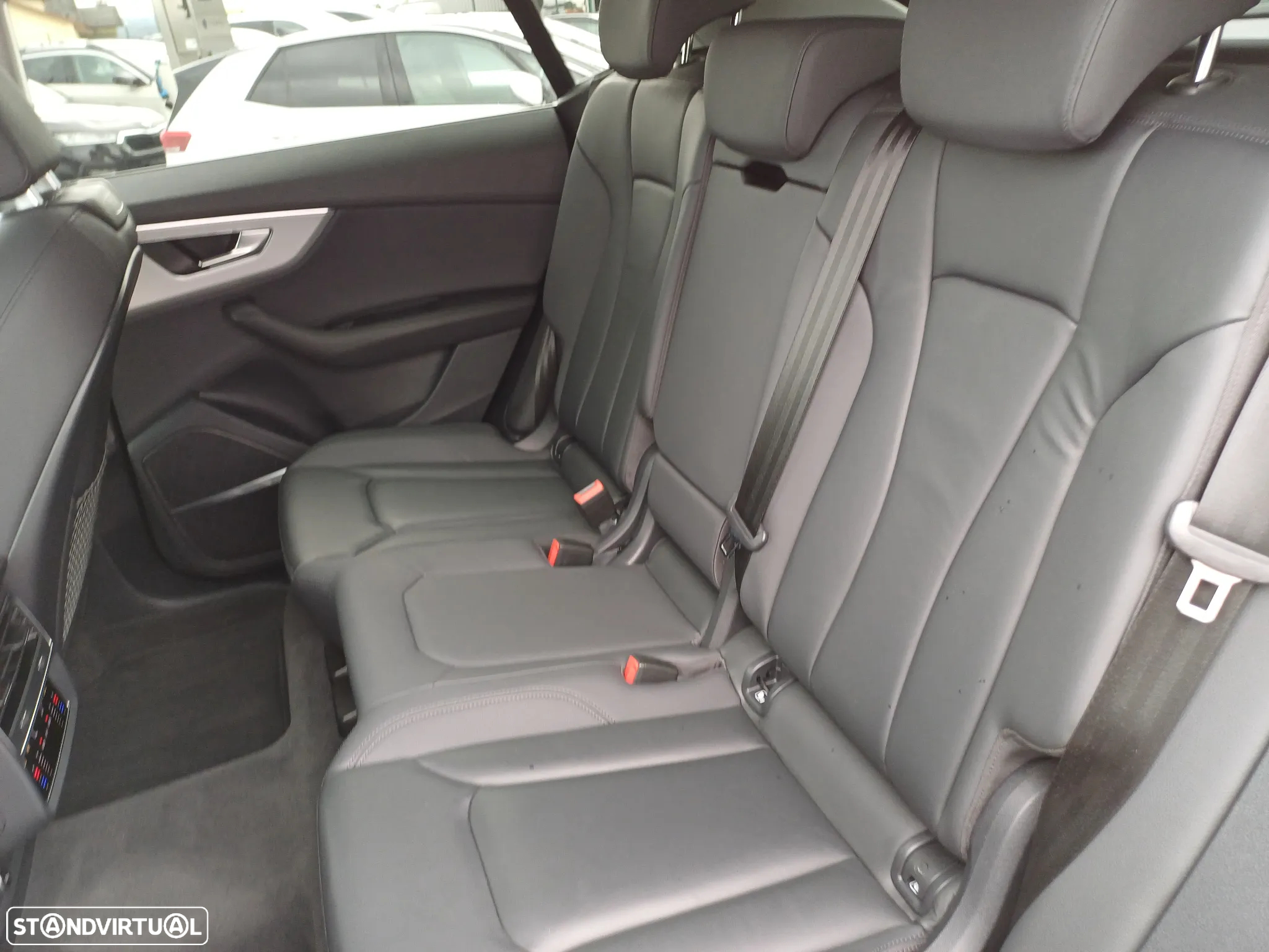 Audi Q8 3.0 TDI 50 quattro Tiptronic - 16