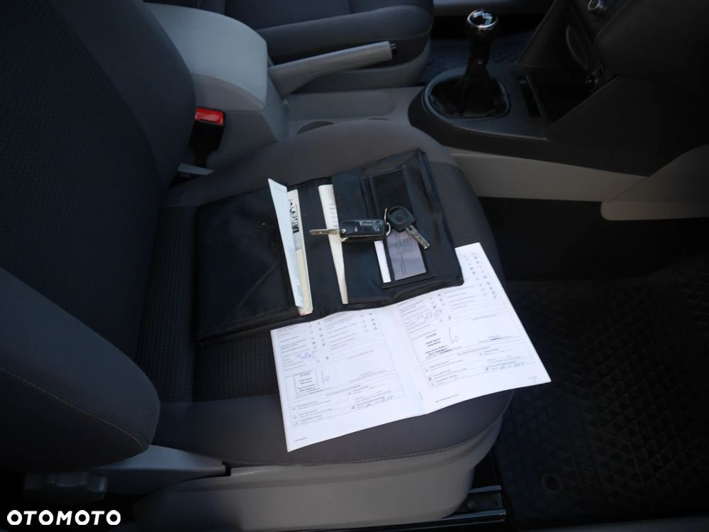 Volkswagen Caddy 1.9 DPF Life (5-Si.) - 21