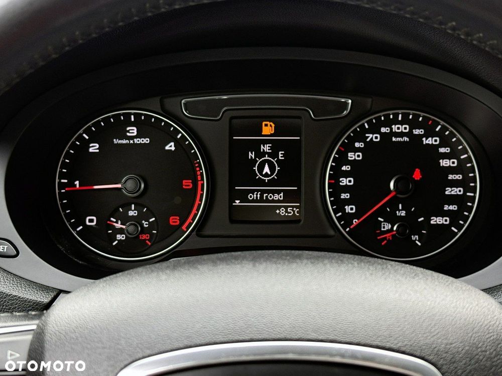 Audi Q3 2.0 TDI Sport - 16
