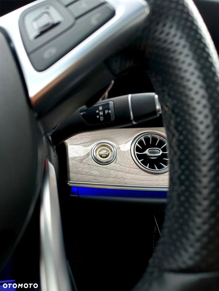 Mercedes-Benz Klasa E 200 9G-TRONIC - 14