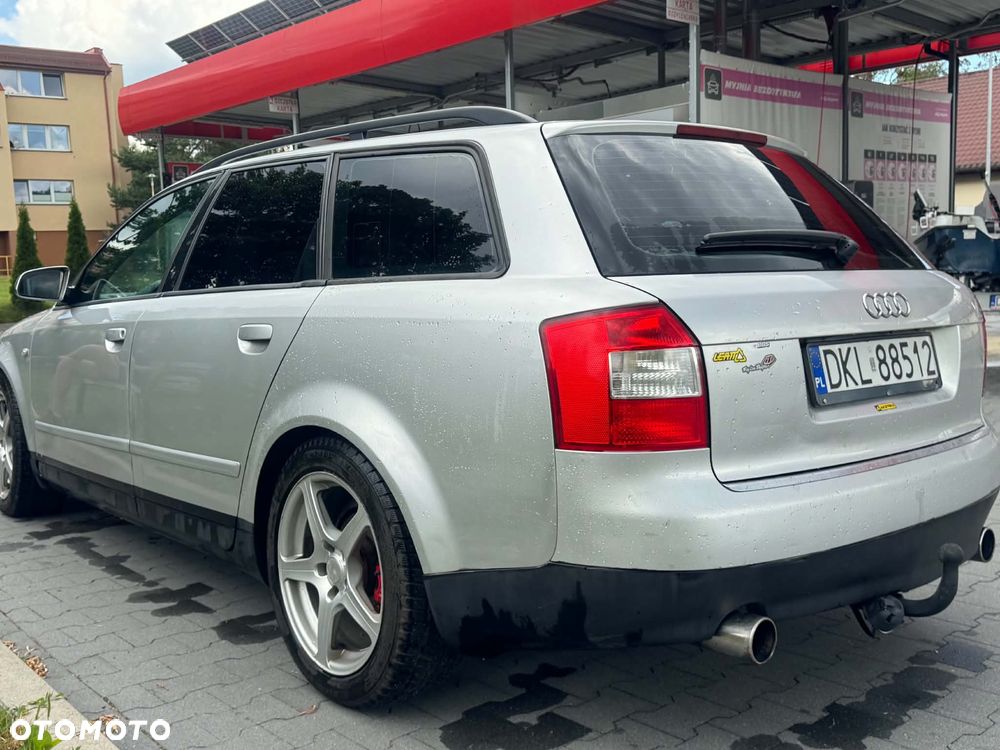 Audi A4 Avant 1.8T Quattro - 10
