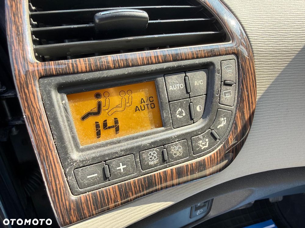 Citroën C4 Picasso 1.6 HDi Equilibre Pack MCP - 20