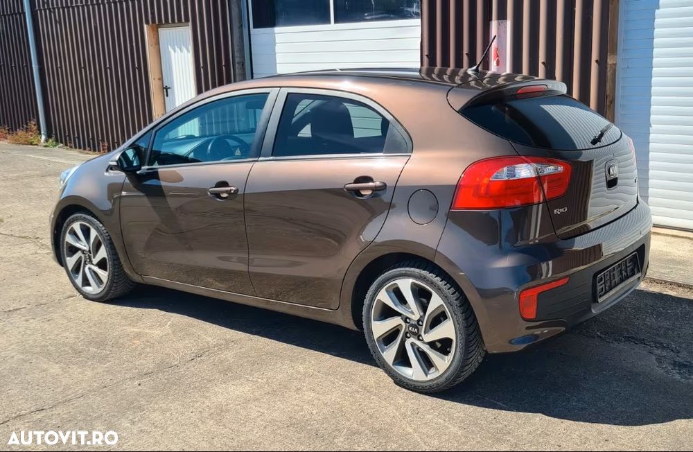 Kia Rio 1.4 Platinum Edition - 2