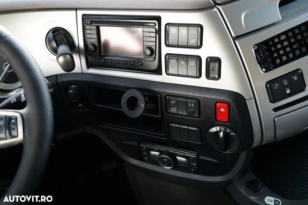 DAF XF 530 / RETARDER / I-PARK COOL / CABINĂ SUPER SPACE / COMPLET AIRMATIC / 100% ANVELOPE / JANTE DIN ALIAJ - 30
