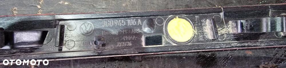 ODBLASK ZDERZAKA TYŁ PRAWY LEWY KOMPLET 3G0945103A 3G0945106A  VW PASSAT B8 KOMBI - 4