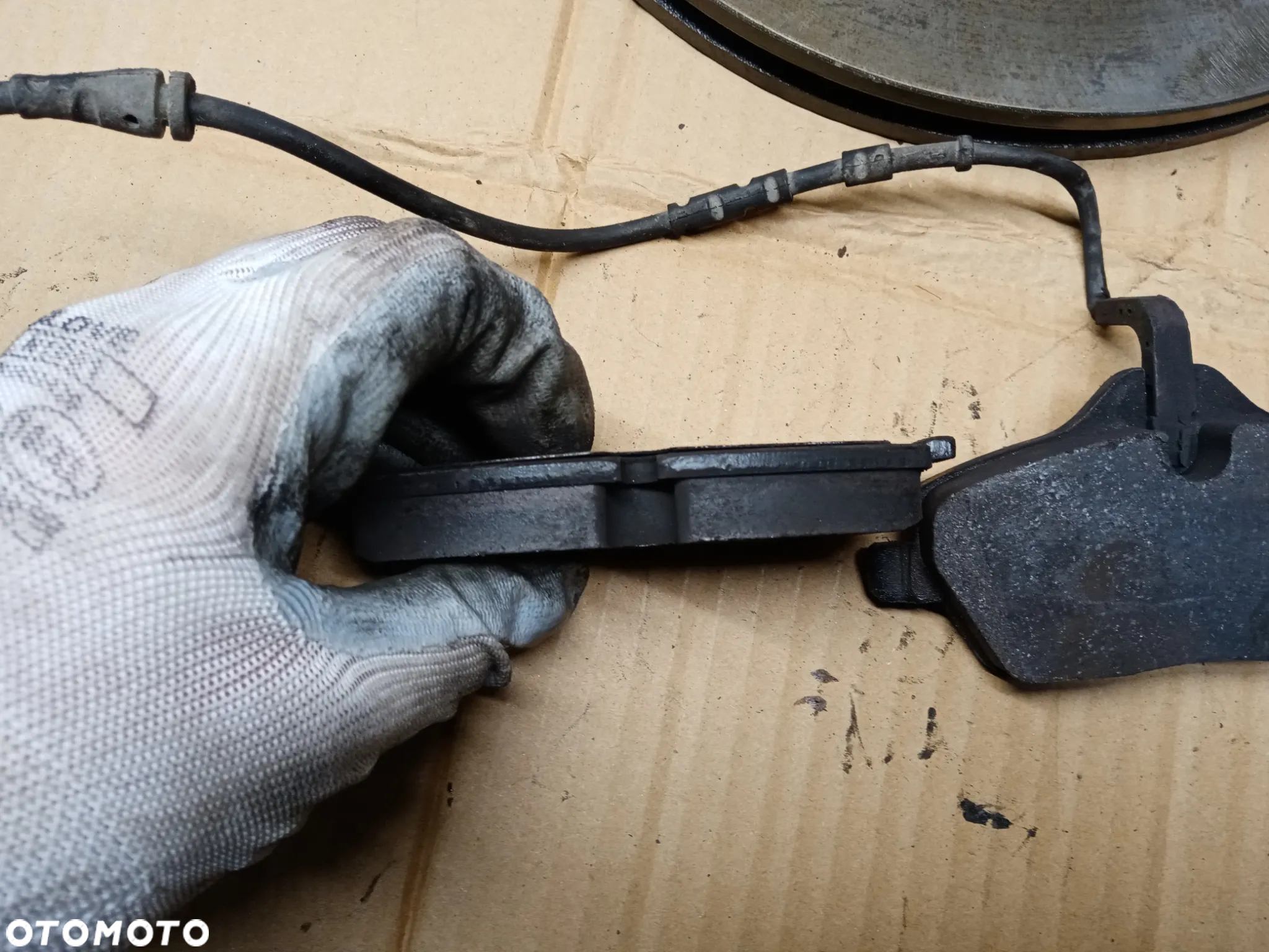 Tarcze hamulcowe klocki czujnik przód przednie Brembo komplet BMW I E81 E87 - 7
