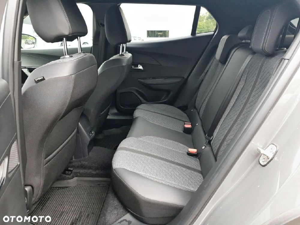 Peugeot 2008 1.2 PureTech Allure S&S EAT8 - 9
