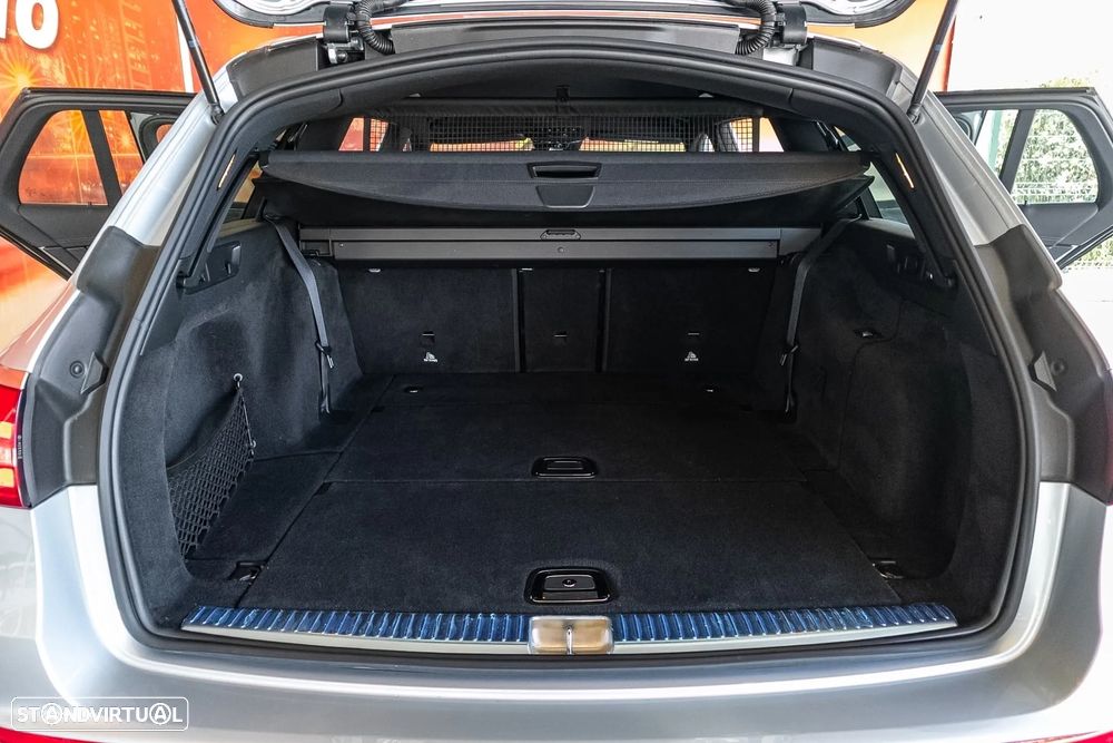 Mercedes-Benz E 220 d AMG Line 7L - 28