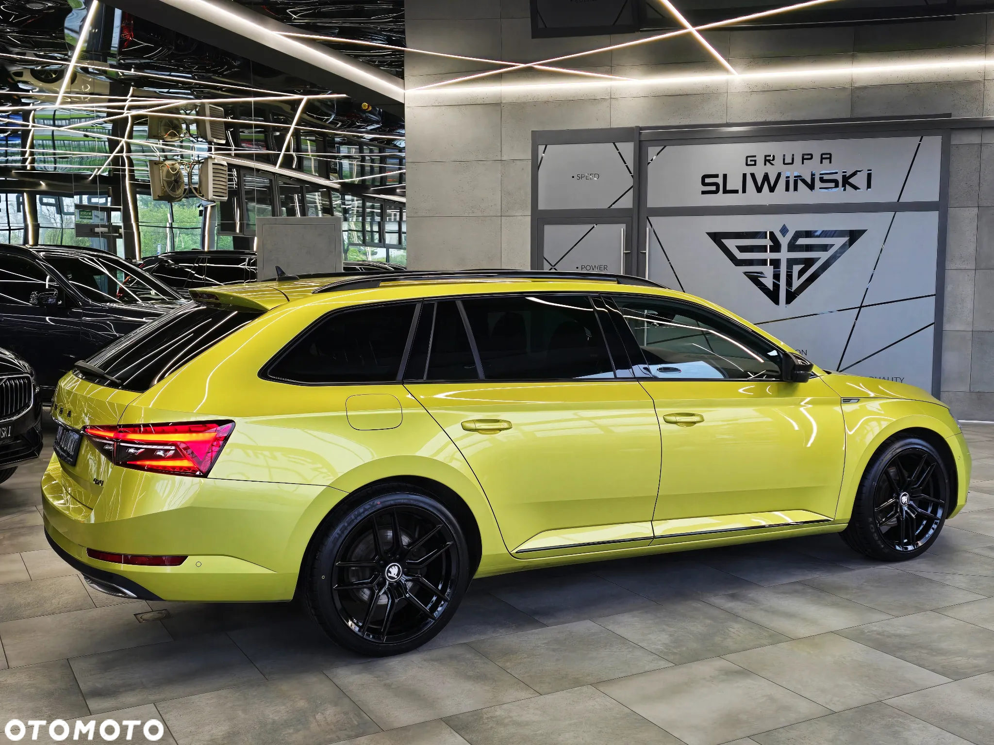 Skoda Superb 2.0 TDI 4x4 DSG Sportline - 10