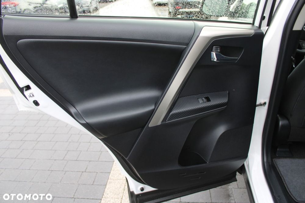 Toyota RAV4 - 25