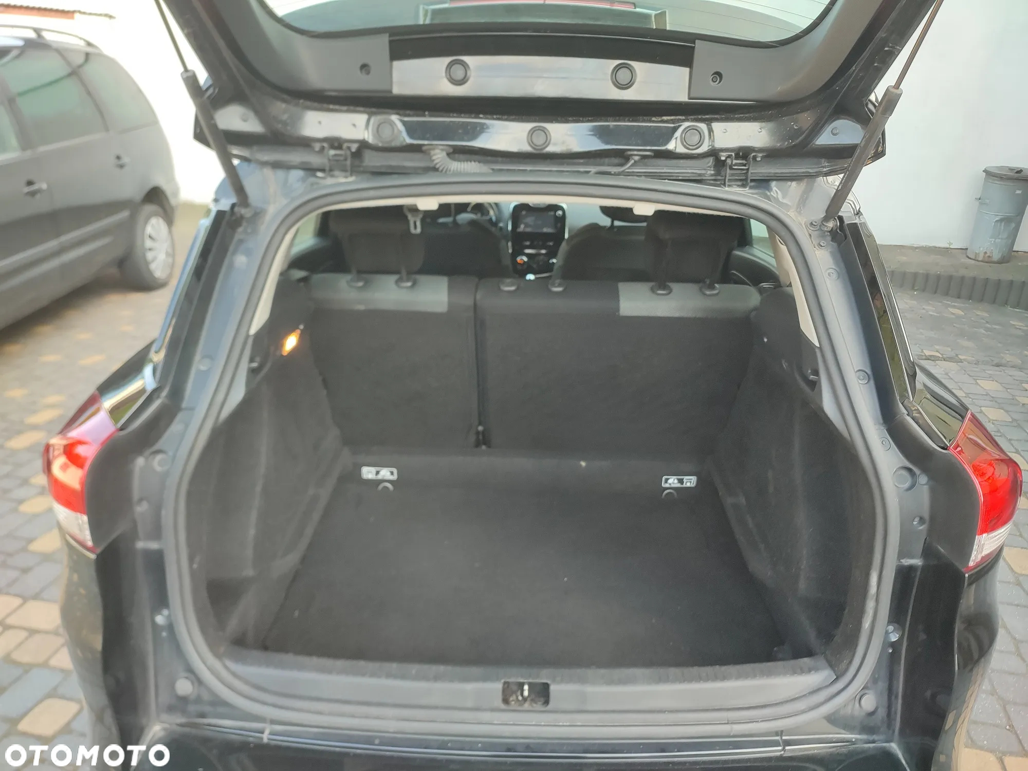 Renault Clio 0.9 TCe Alize - 10