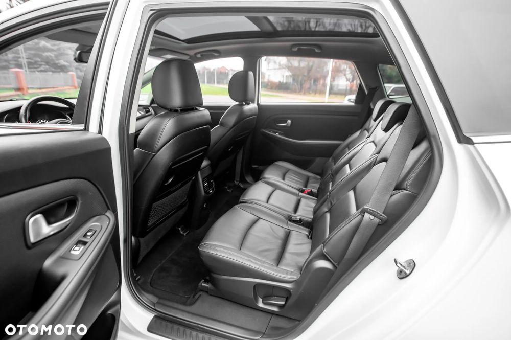 Kia Carens 1.7 CRDi Business Line 7os 7DCT - 21