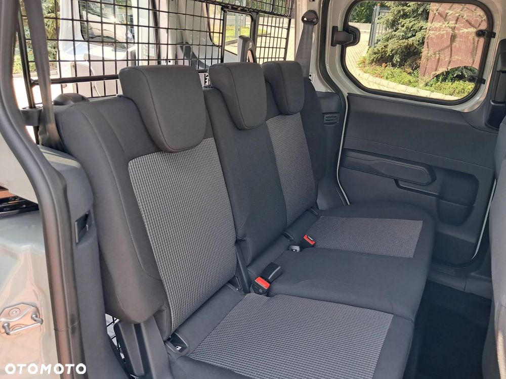 Ford Transit Courier Trend - 25
