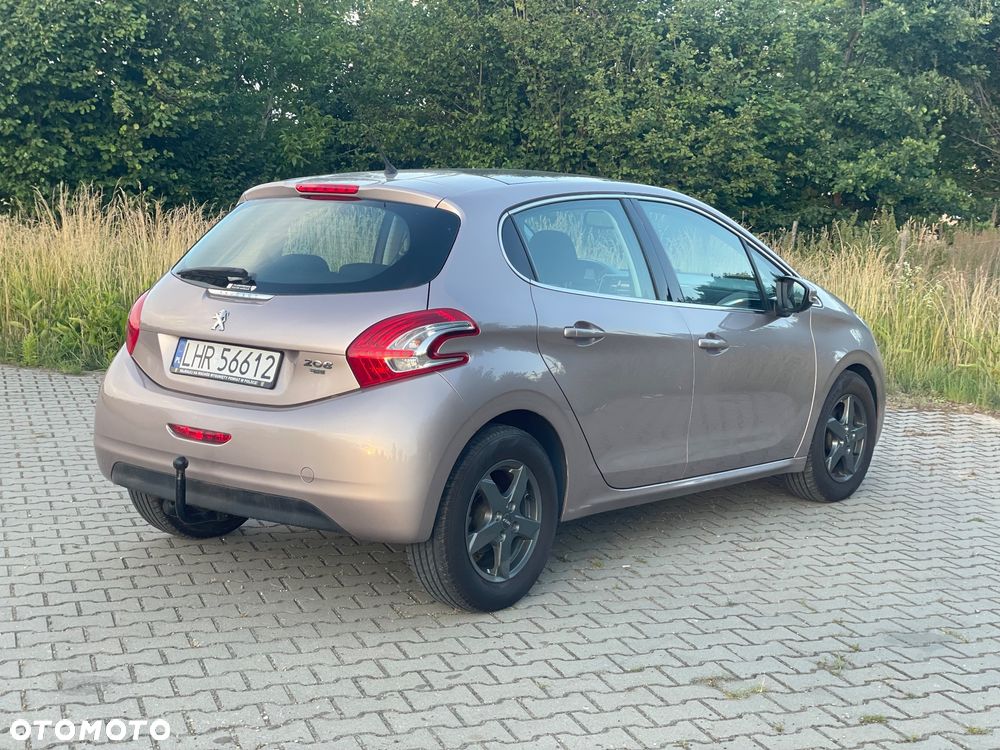 Peugeot 208 e-HDi 92 Stop&Start Style - 6
