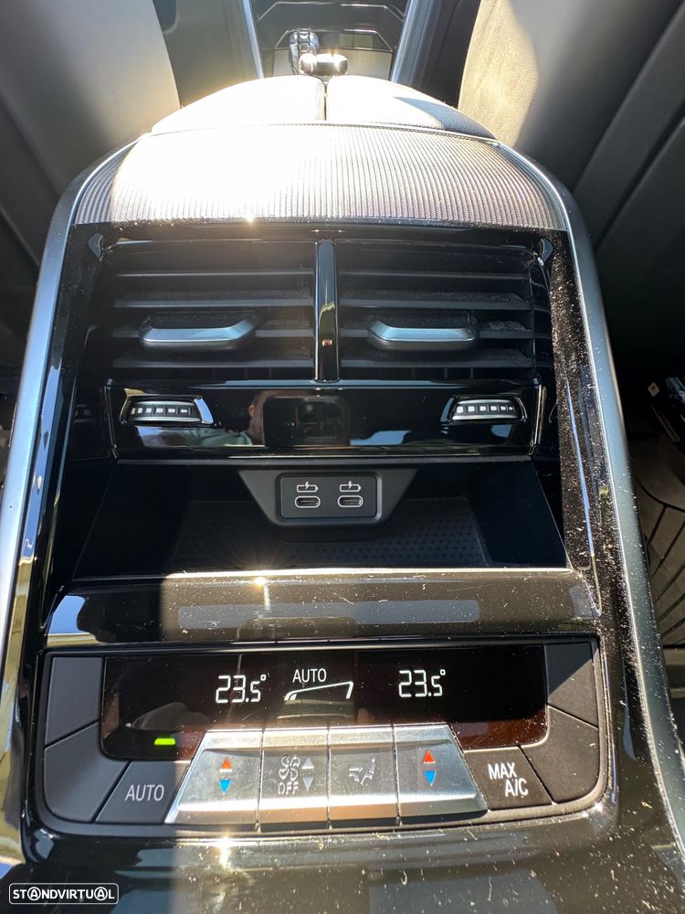 BMW 840 Gran Coupé d xDrive Pack M - 28