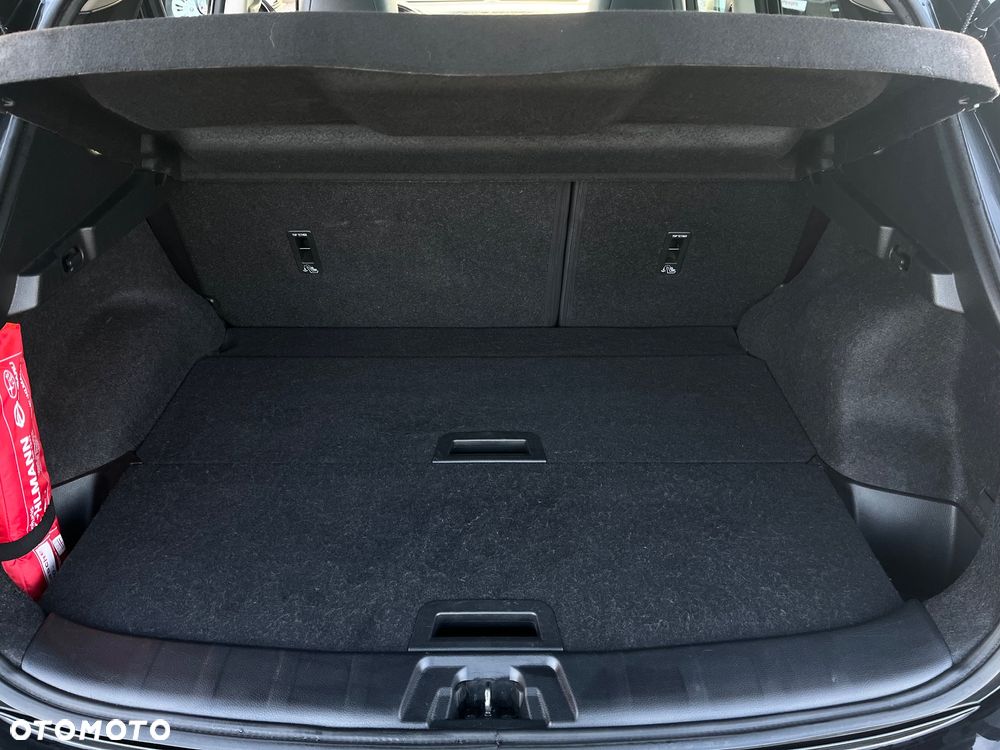 Nissan Qashqai 1.2 DIG-T N-Vision - 28