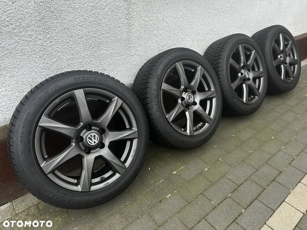 225 50 17 / VW Golf Caddy Touran Passat Skoda Octavia Seat Leon 5x112 POLECAM - 1