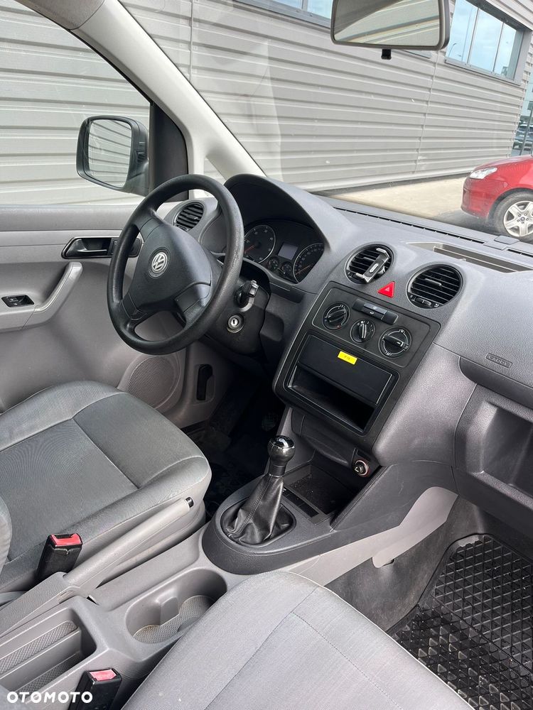 Volkswagen Caddy - 5