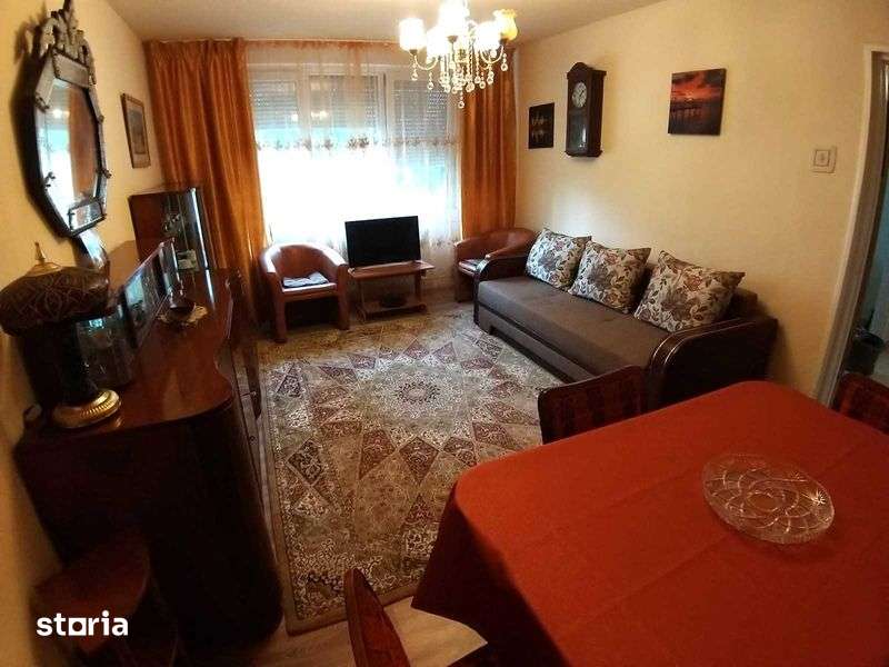 Apartament 3 camere Et 1/4 pe Bd. Timisoara — fotografia 1
