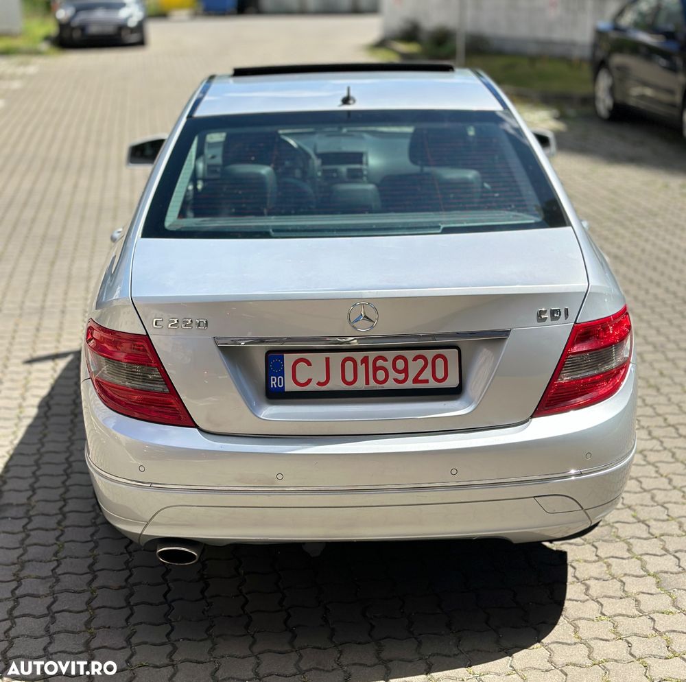 Mercedes-Benz C 220 CDI DPF Automatik BlueEFFICIENCY Avantgarde - 4