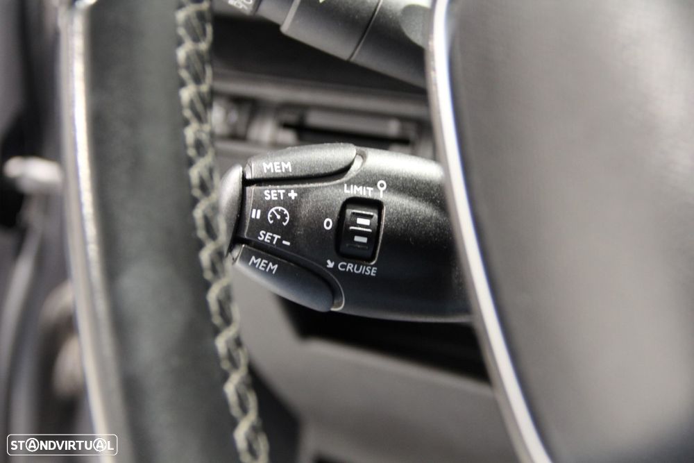 Peugeot 5008 BlueHDI 130 Allure Pack - 13