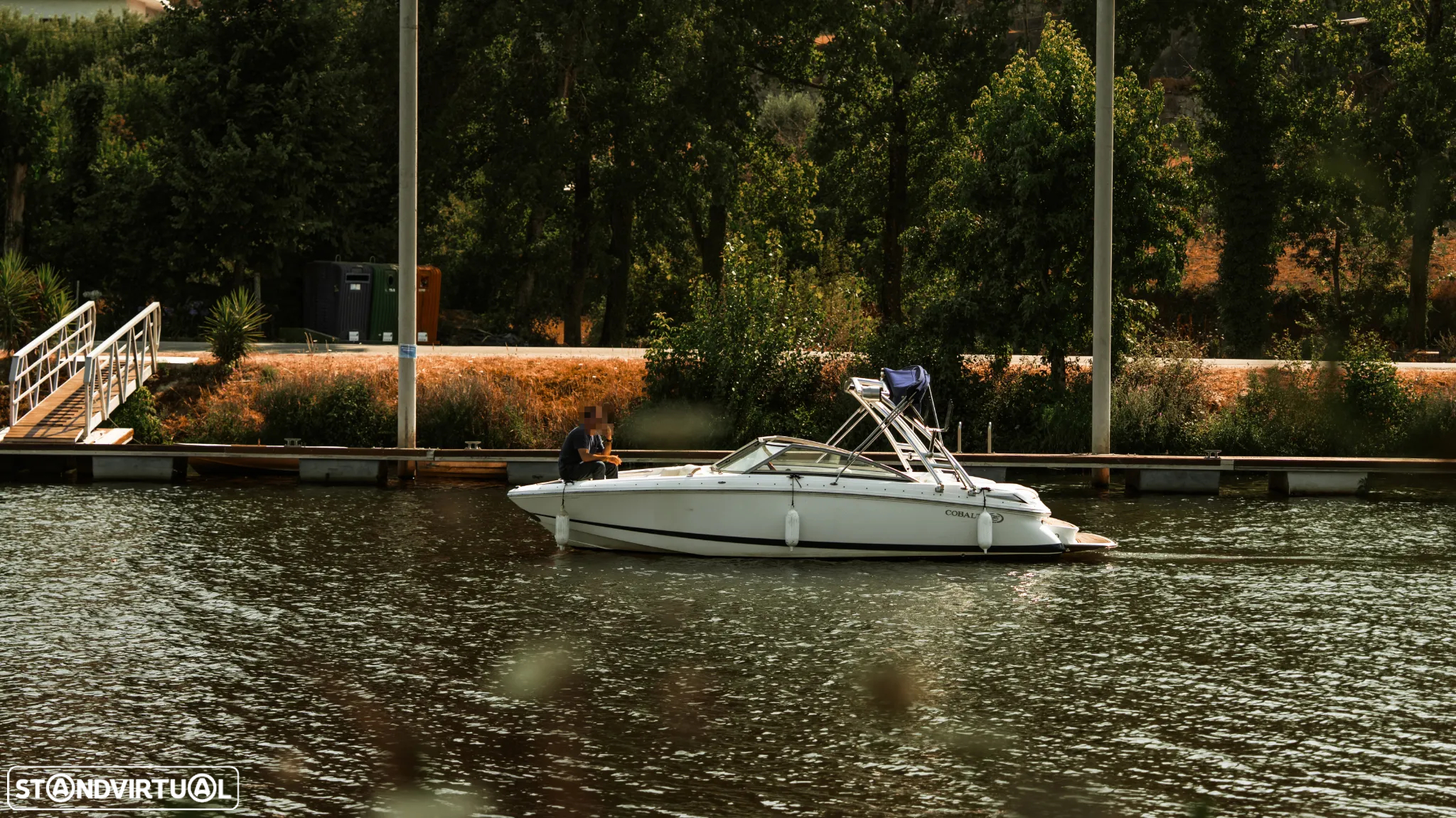 Cobalt Marine 218 - 3