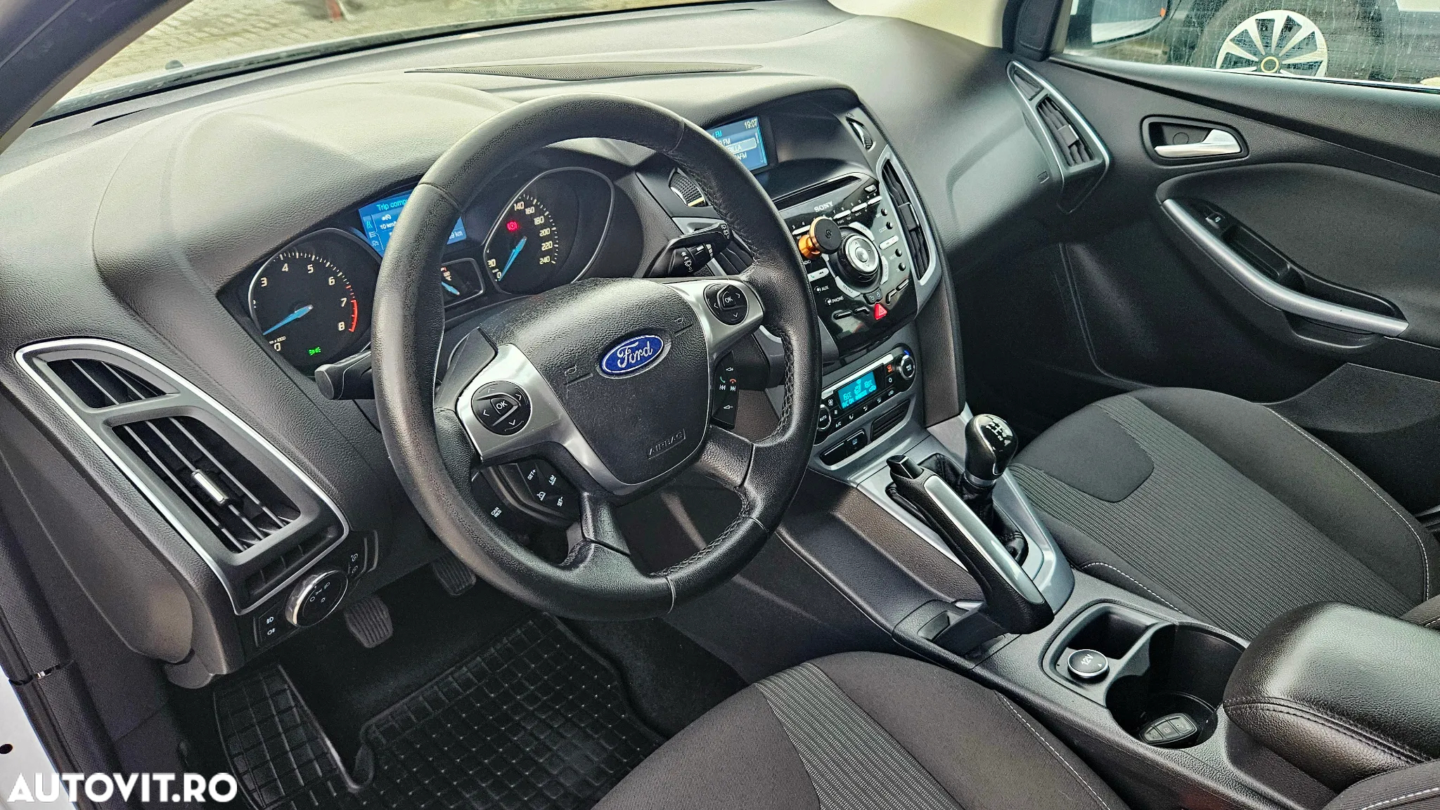 Ford Focus 1.6 Ti-VCT Titanium - 11