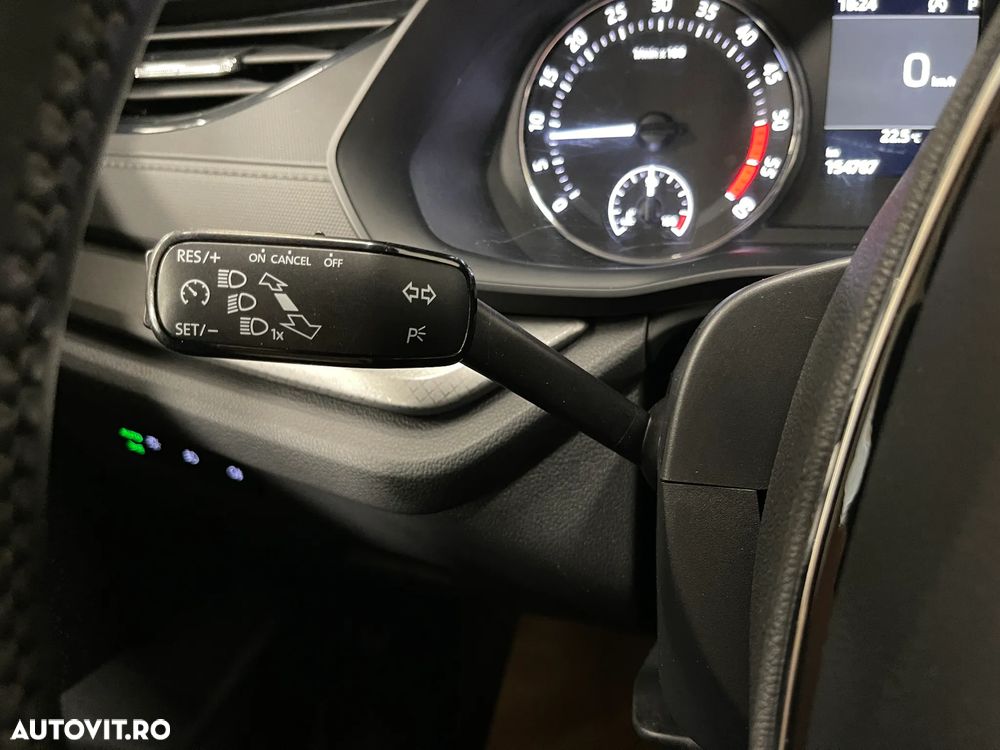 Skoda Octavia 2.0 TDI DSG Ambition - 23