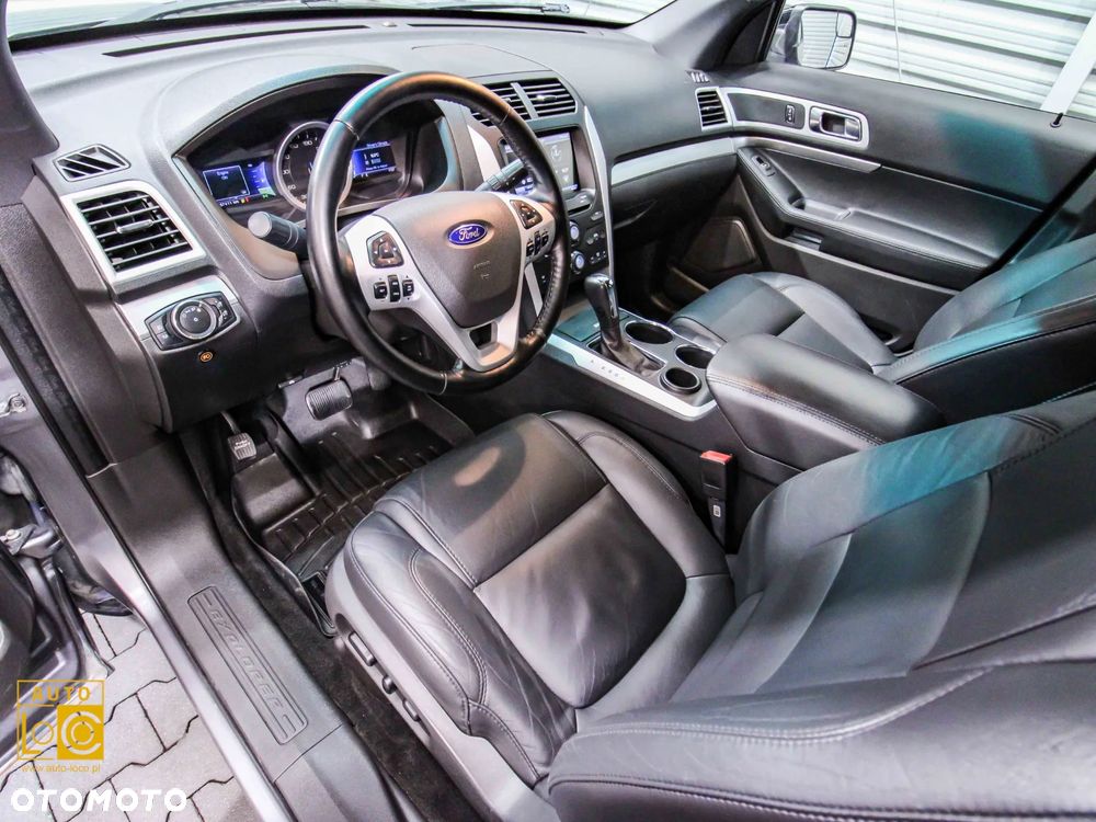 Ford Explorer - 19