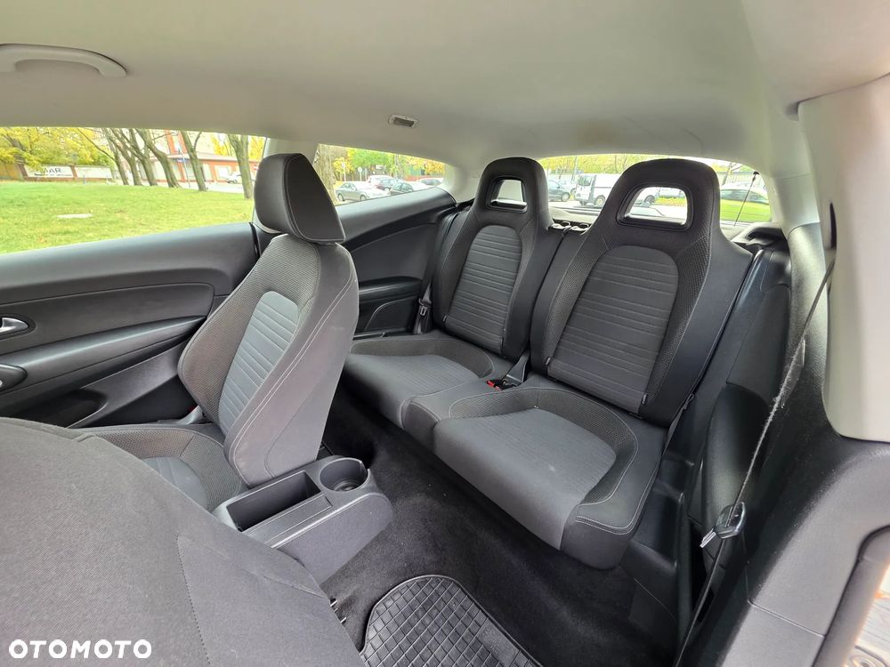 Volkswagen Scirocco 1.4 TSI DSG - 18