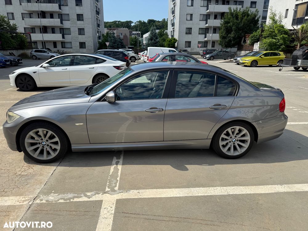 BMW Seria 3 320d - 4