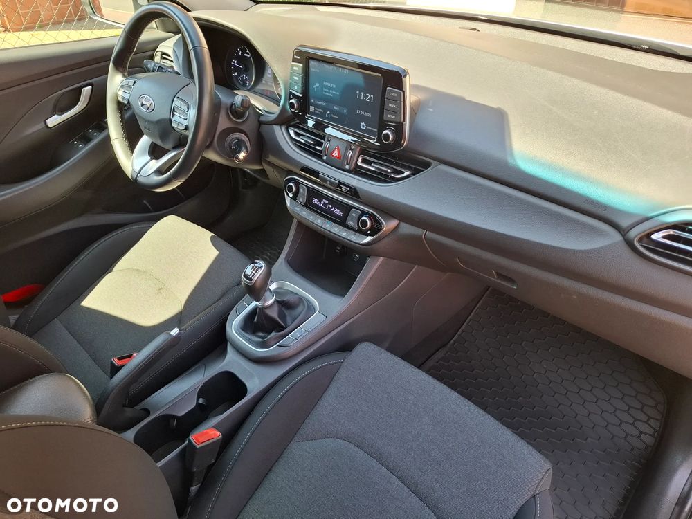 Hyundai i30 - 21