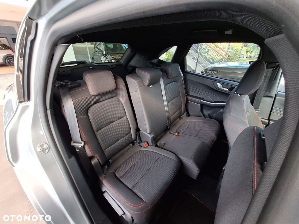 Ford Kuga 2.5 FHEV FWD ST-Line - 15