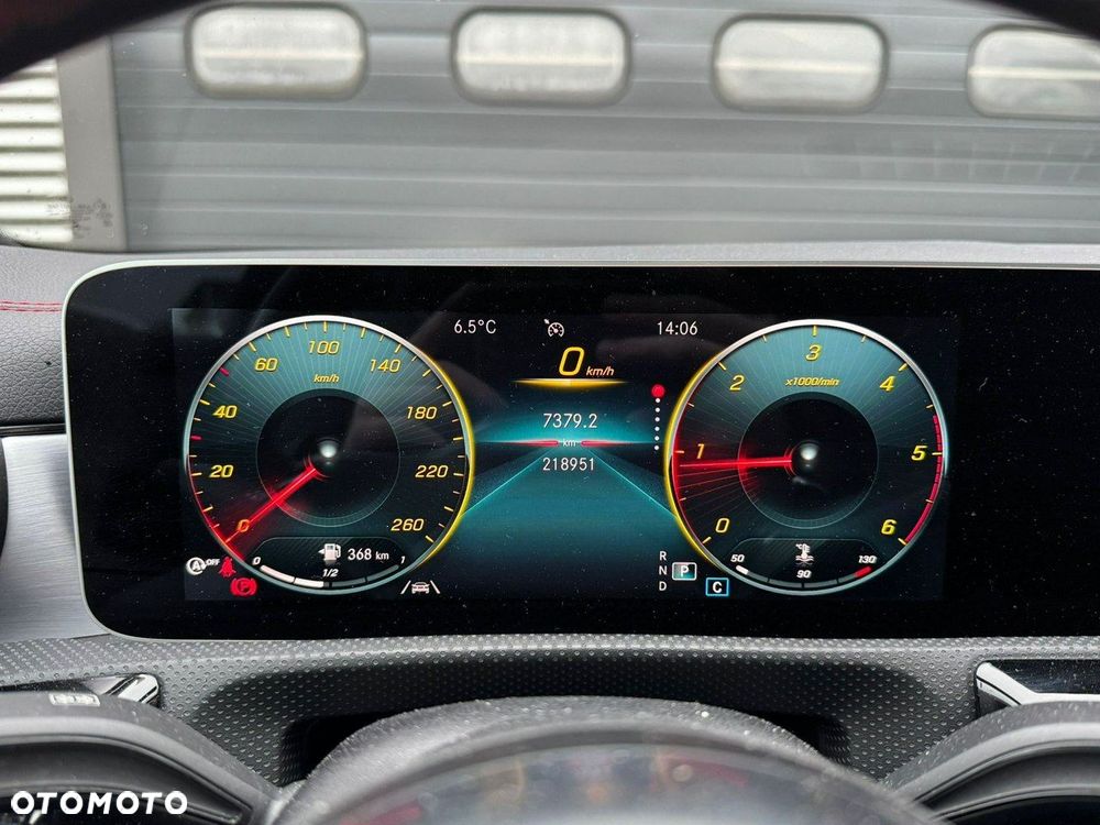 Mercedes-Benz CLA - 23