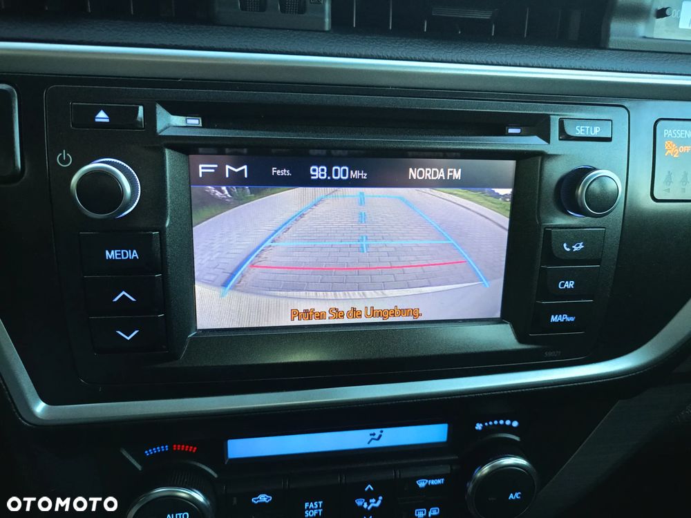 Toyota Auris 1.6 Edition - 17