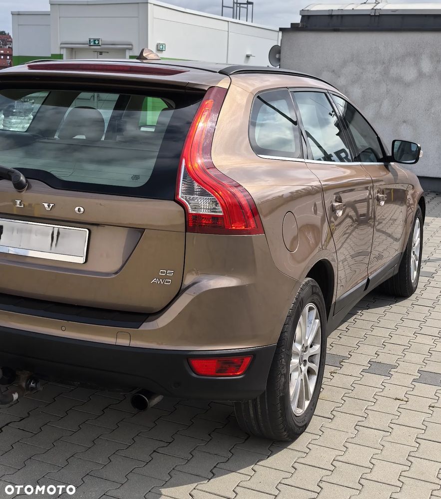 Volvo XC 60 - 4