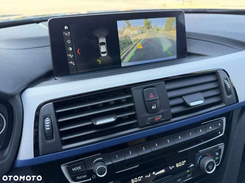 BMW Seria 3 330i xDrive Edition M Sport Shadow - 13